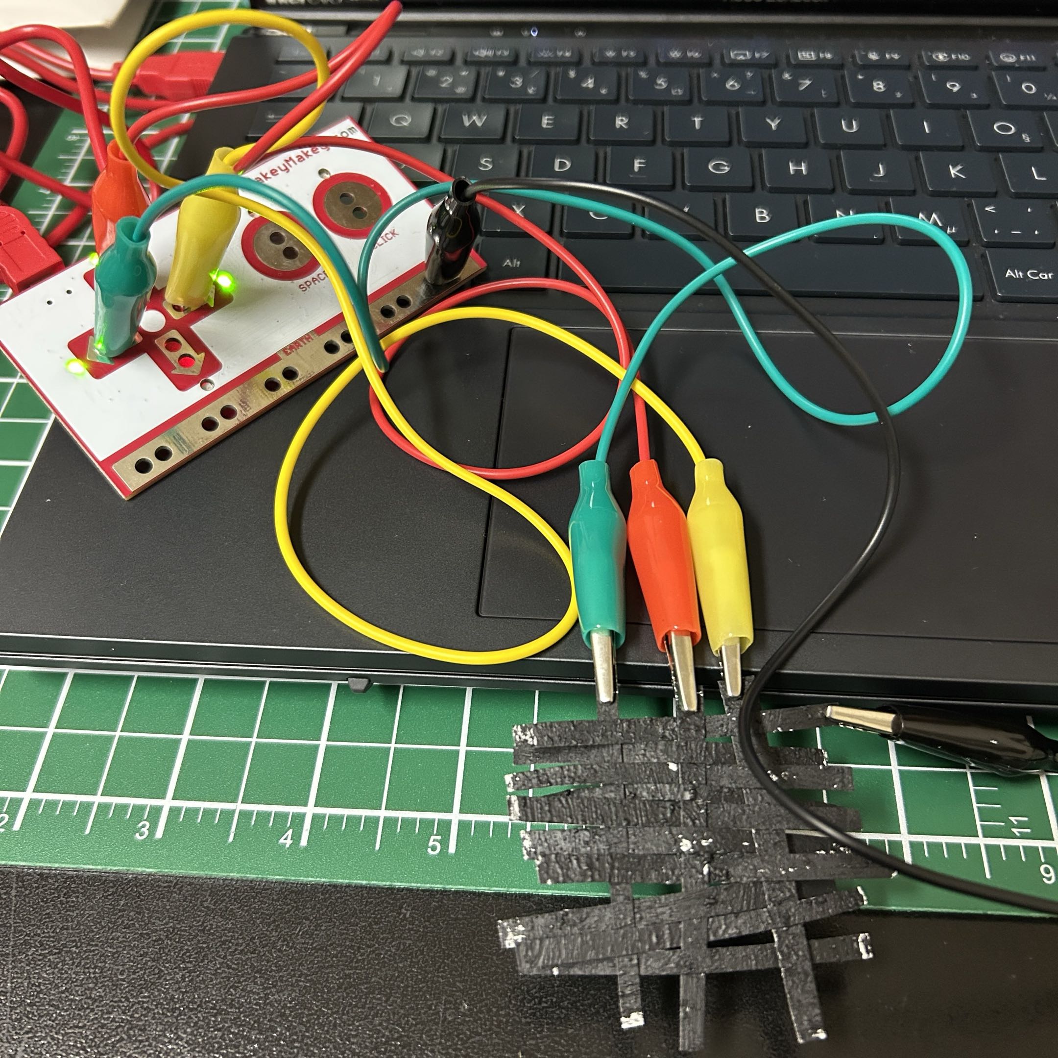 I tried to make a lattice to see how it would respond. It ws very finicky making it hard to work with.