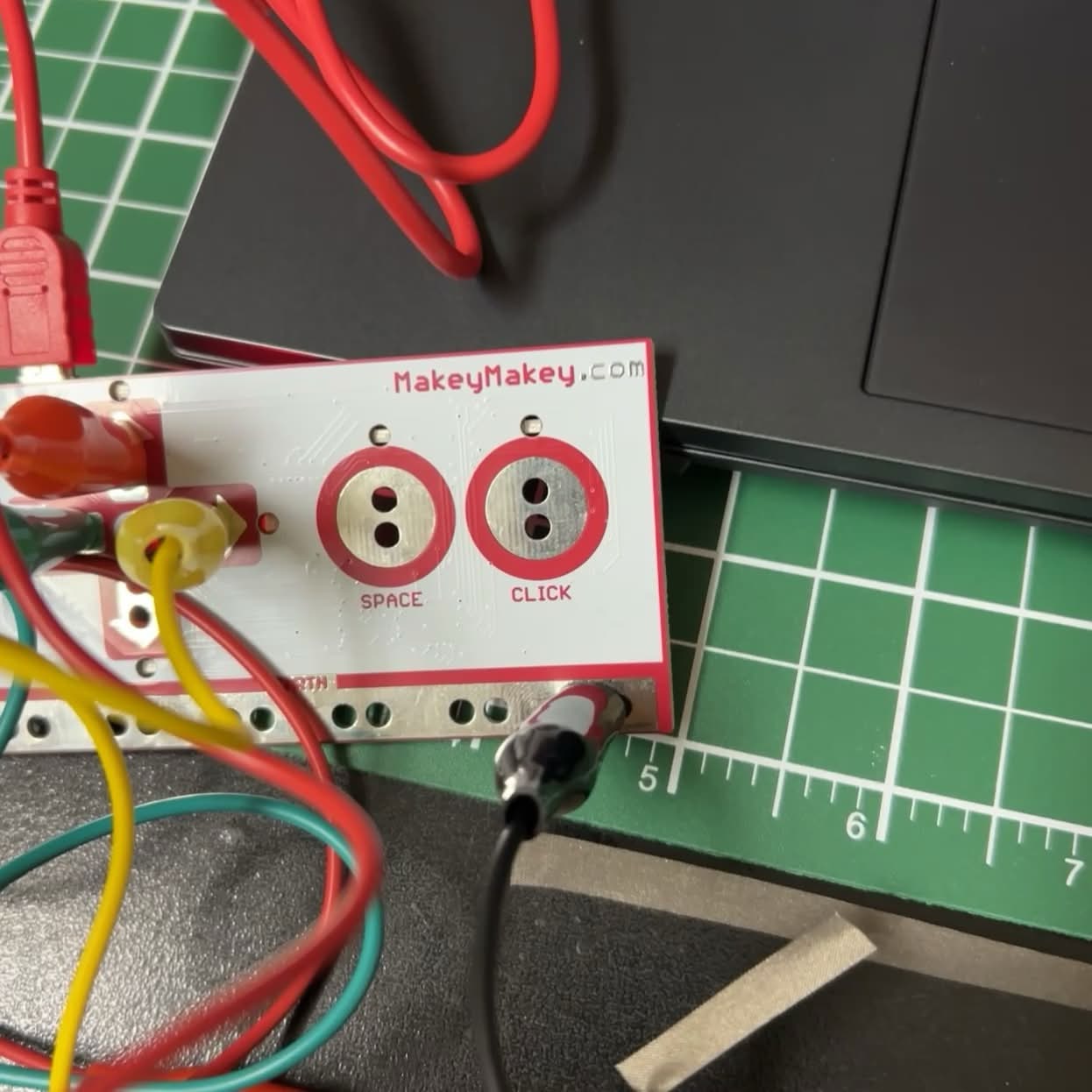 Used conductive fabric on conductive fabric to complete circuit.